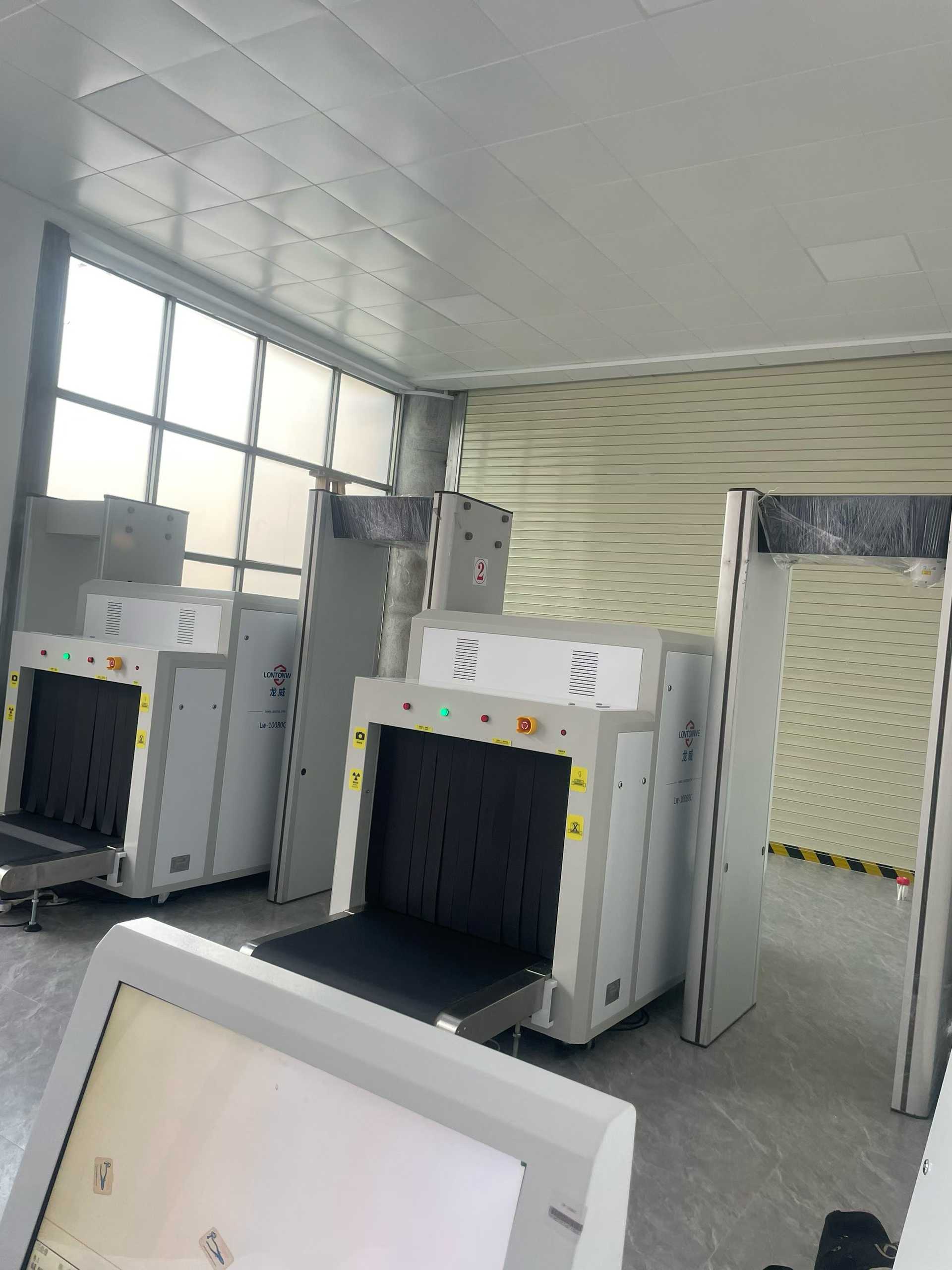 2026年 1月潮州学校，使用安检机，安检门，安装验收完成